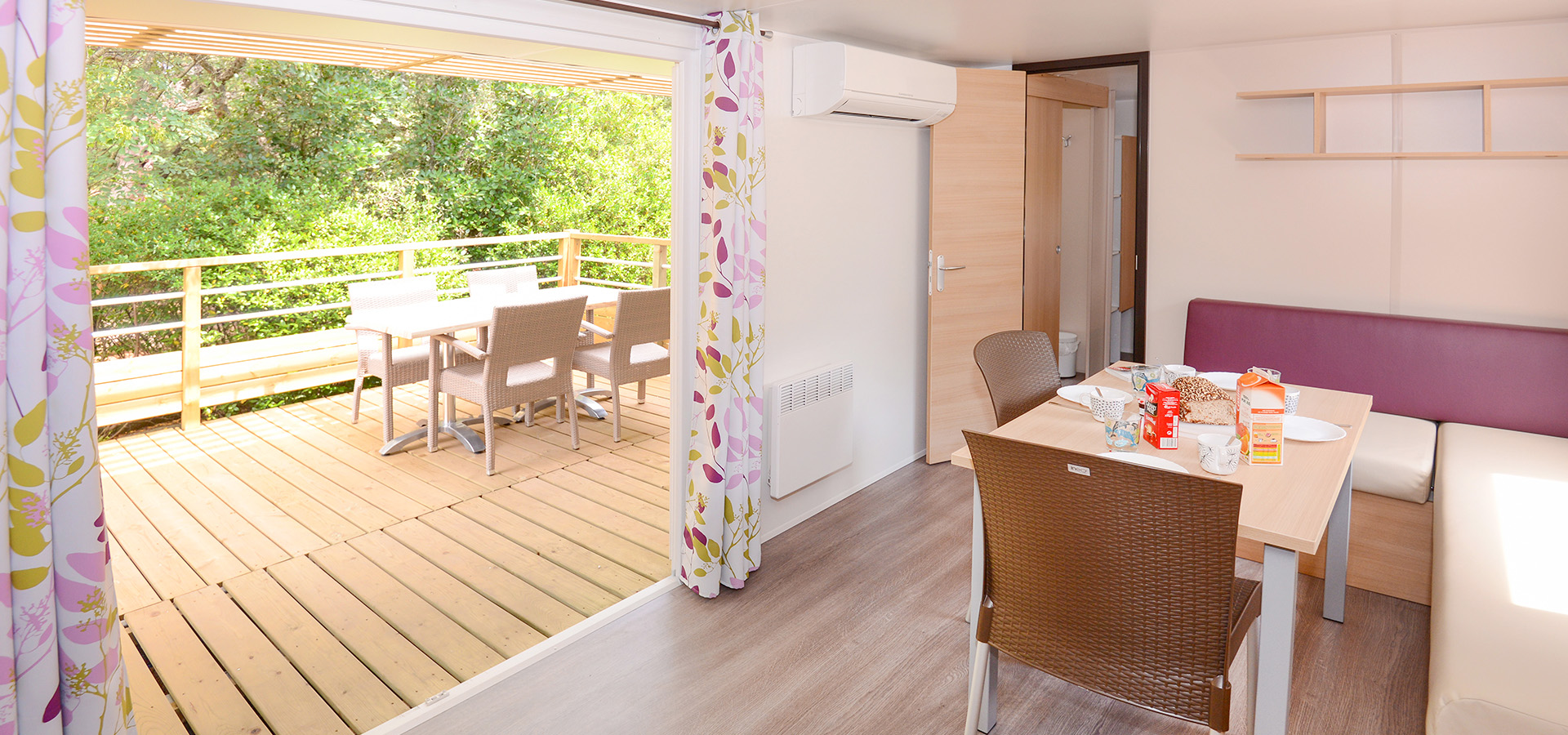 Camping la vetta location MH superieur 2CH salon terrasse